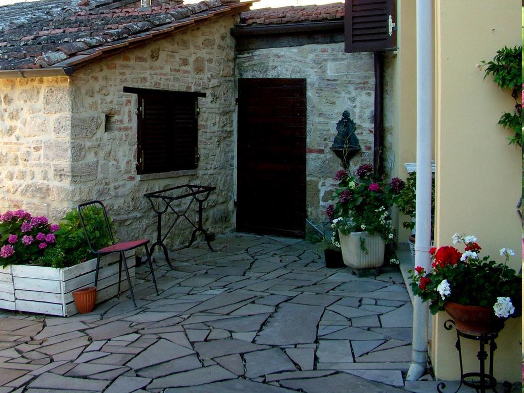 La Francigena Aparthotel Staggia Exterior photo