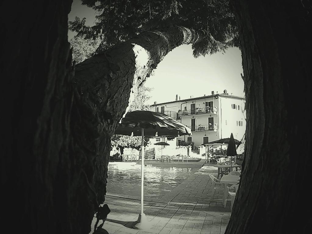 La Francigena Aparthotel Staggia Exterior photo