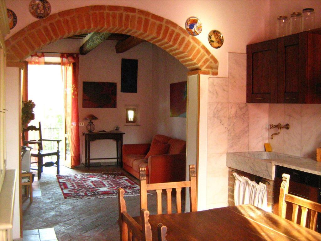 La Francigena Aparthotel Staggia Room photo